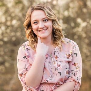 Meet your Posher, Hannah